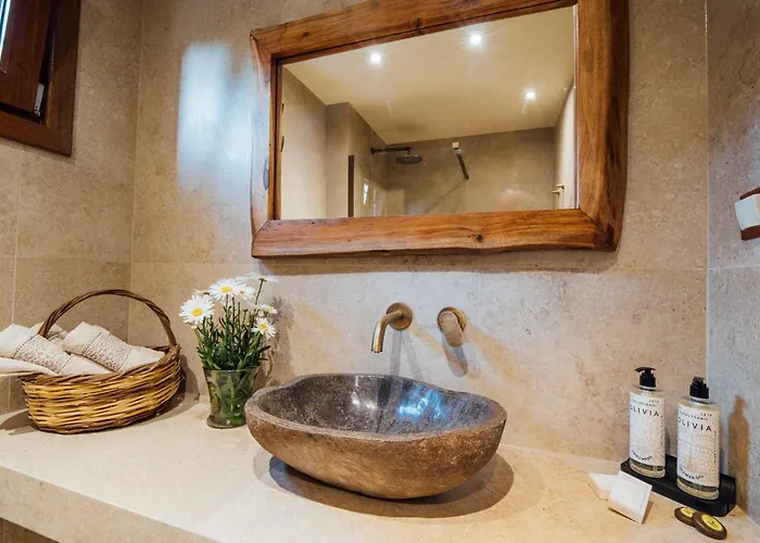 Karaiskos Agritourism Farm