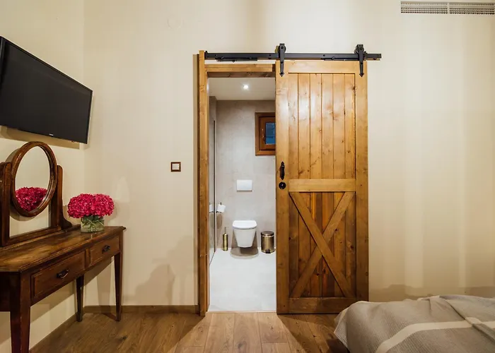 Karaiskos Agritourism Farm * Portariá